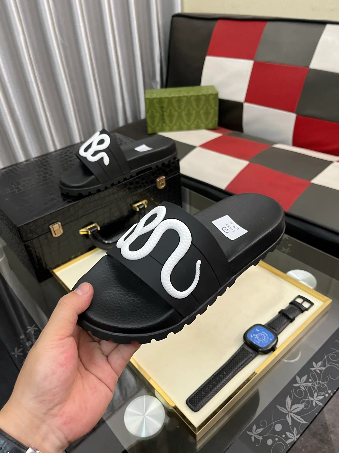 Men's men's shoes💰260⌚️⌚️ＧＵＣＣＩ.Gucci.Official website 1:1 popular slippers hot sale! Original original material 🩴 SIZE: 38-46 (45.46 non-refundable)